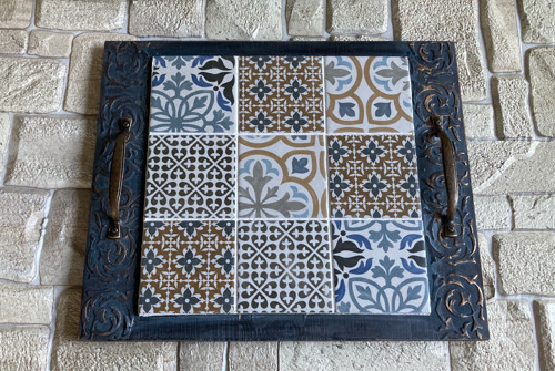 Dřevěný servírovací podnos 42 x 35 cm