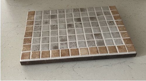 Keramická podložka 30 x 19 cm.