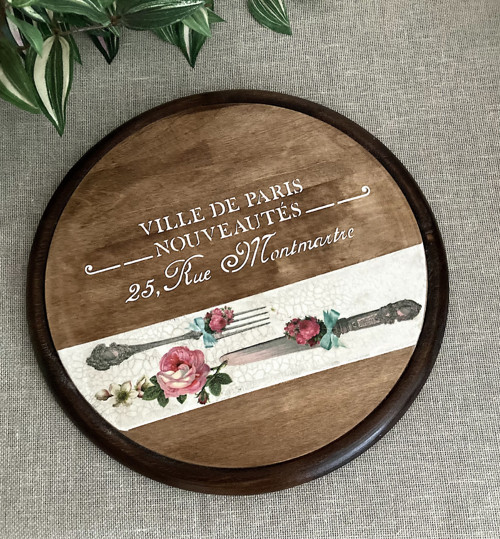 Dřevěné prkénko 30 cm.