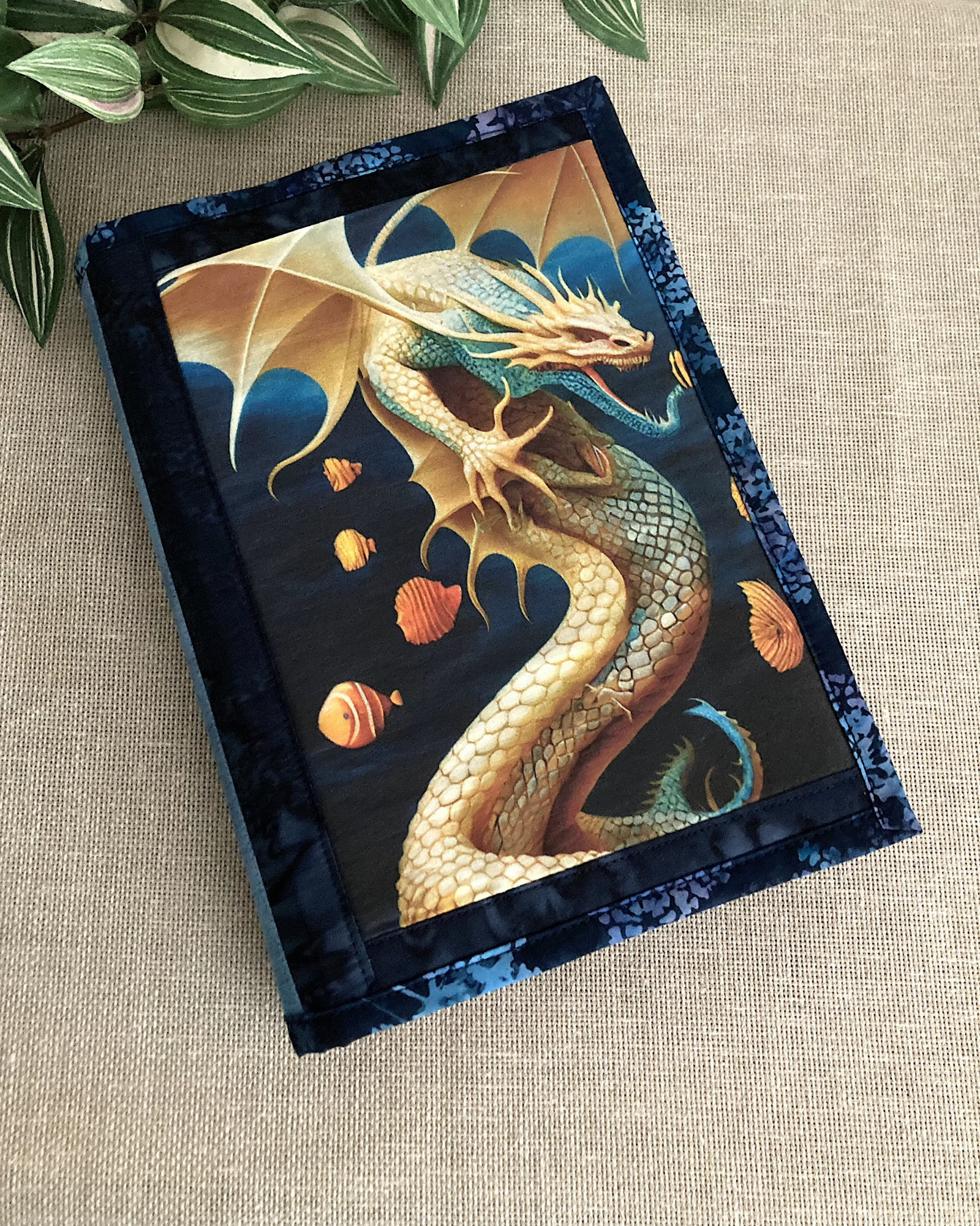 Obal na knihu nastavitelný Drak