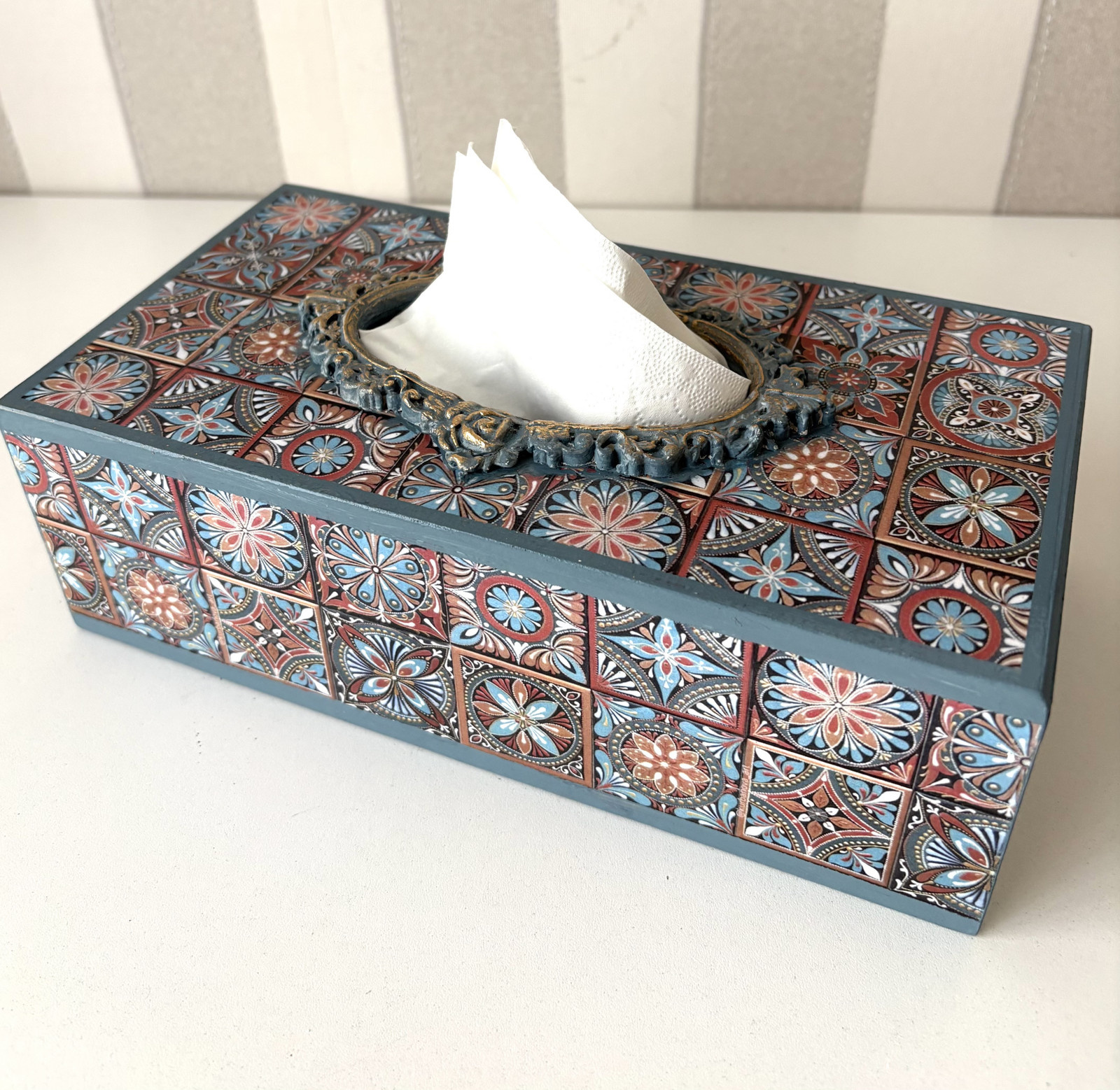 Krabička na kapesníky