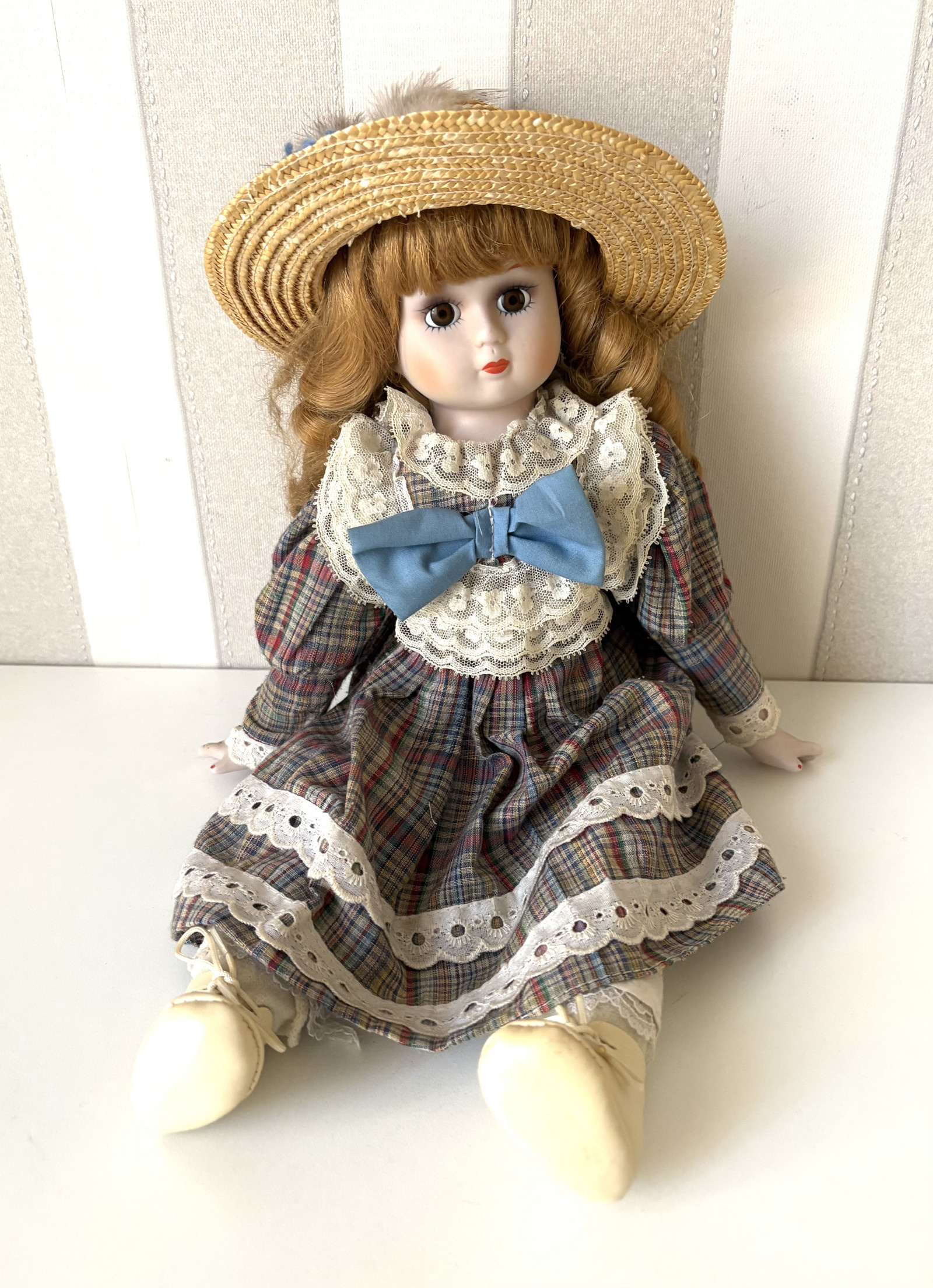 Porcelánová panenka Tereza