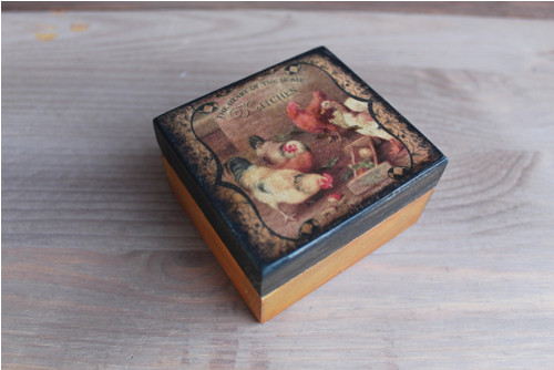 Dřevěná krabička