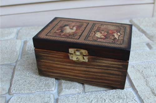 Dřevěná krabička