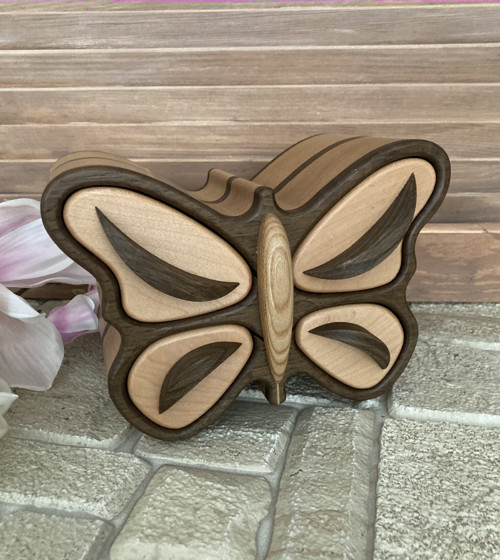 Šperkovnice motýl tmavý 01