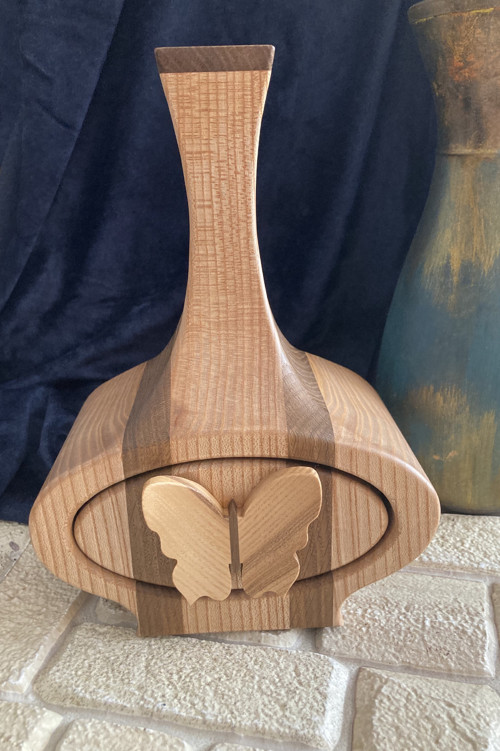 Šperkovnice ve tvaru vázy