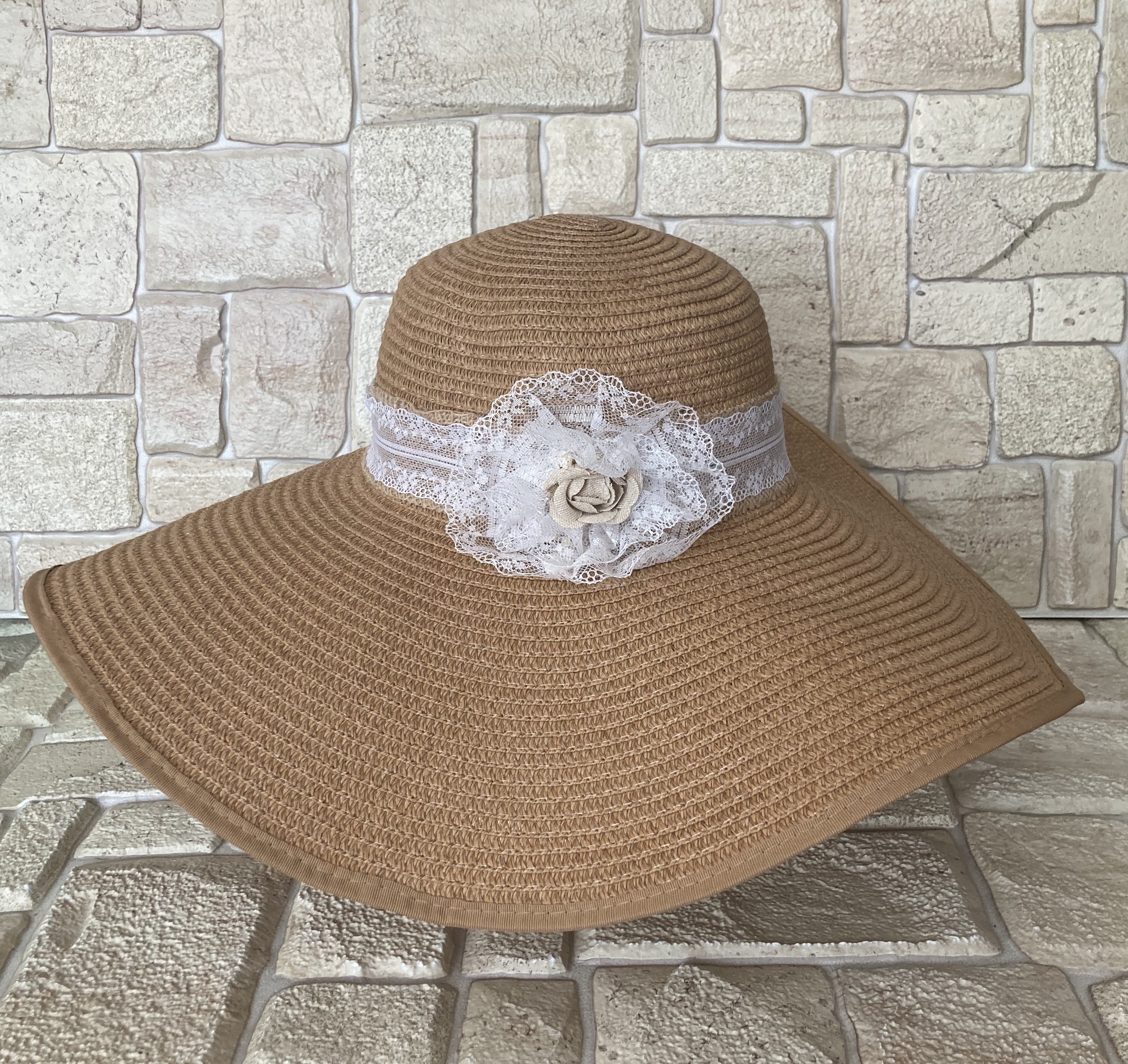 Dámský letní klobouk