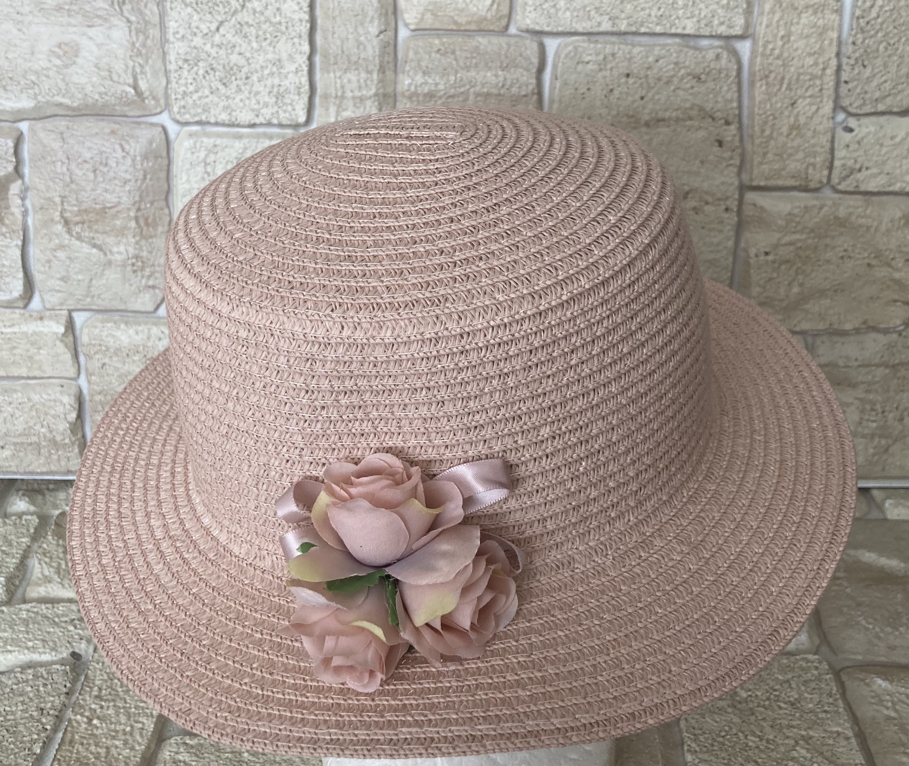 Dámský letní klobouk