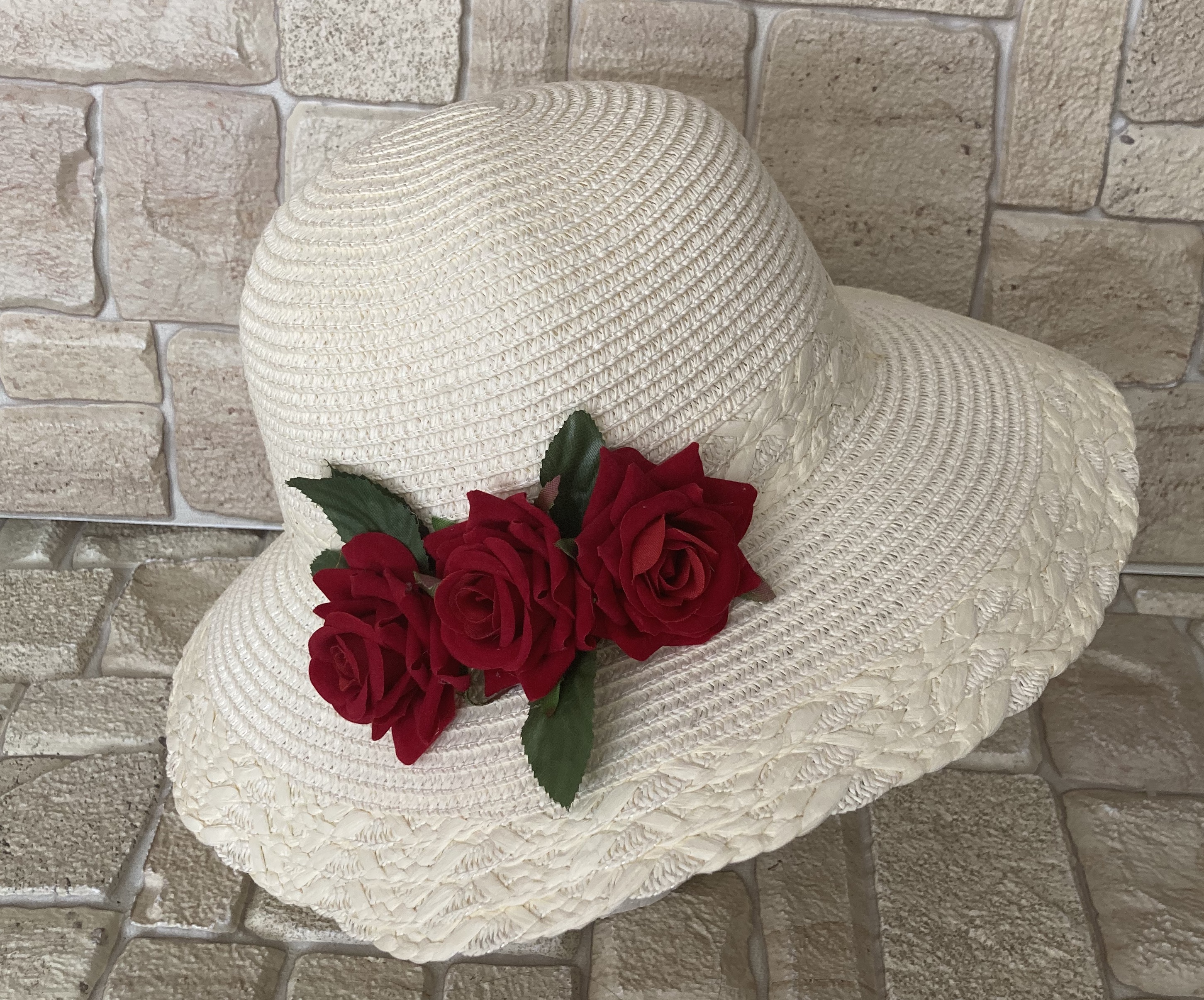 Dámský letní klobouk