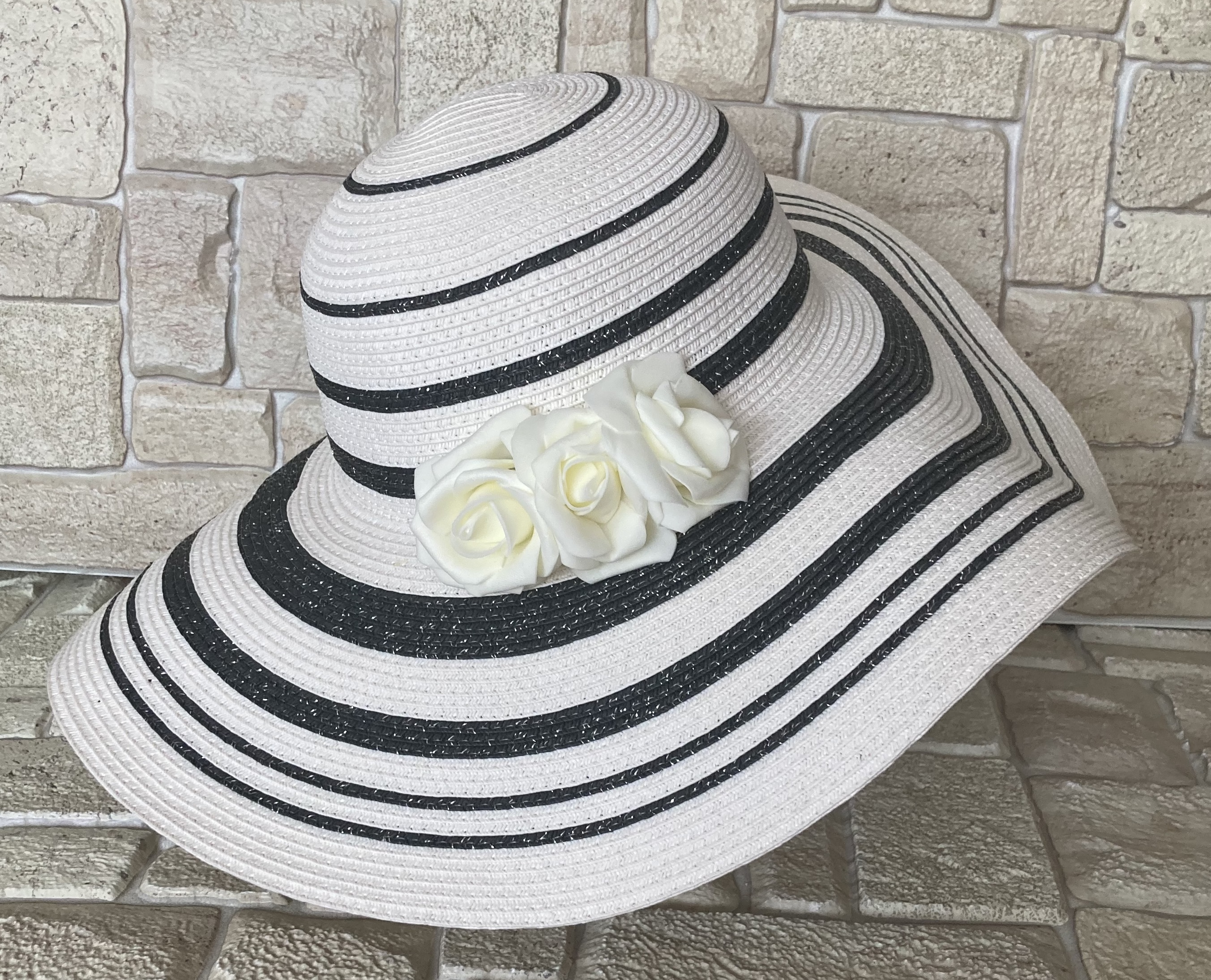 Dámský letní klobouk