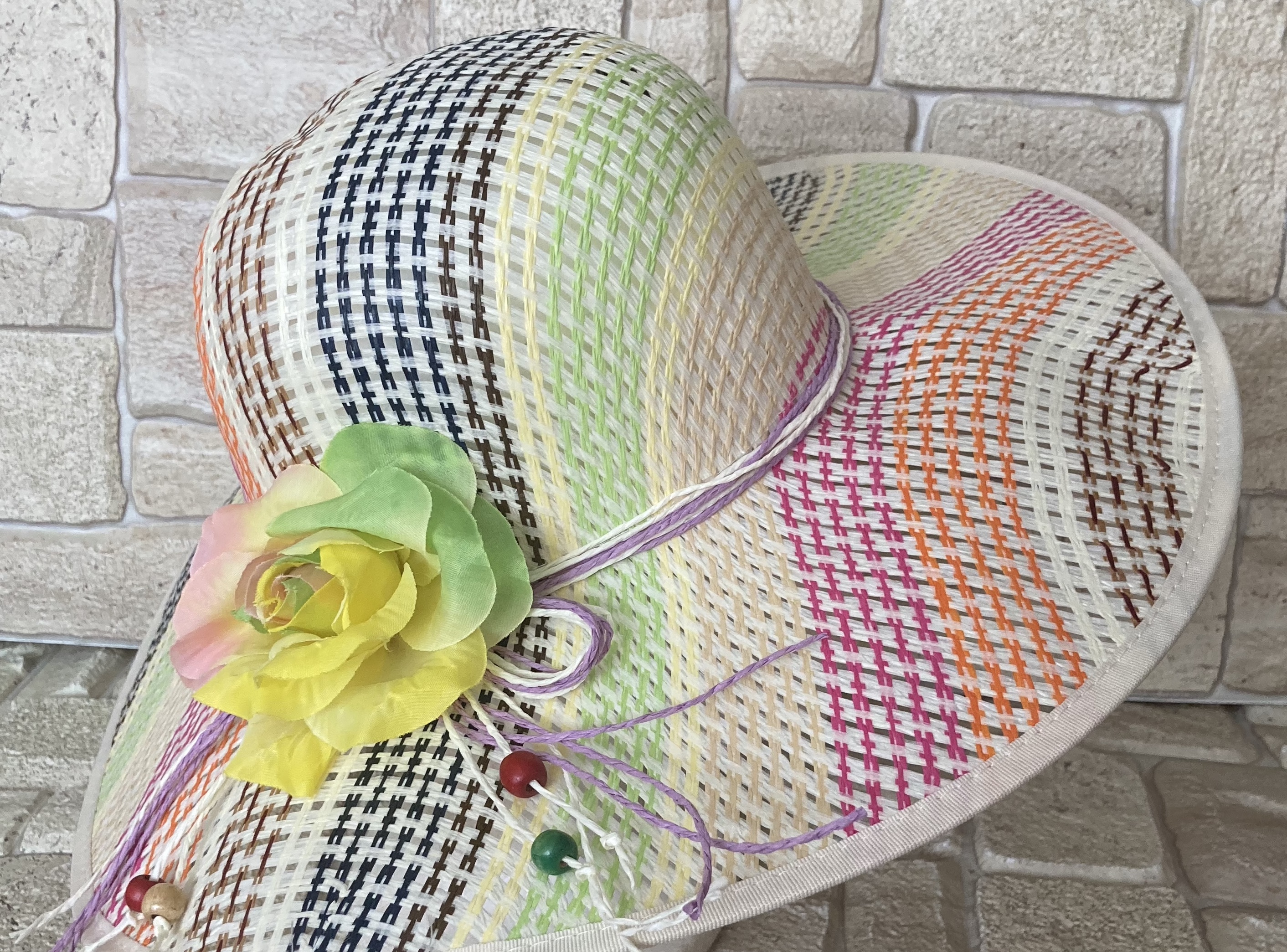 Dámský letní klobouk