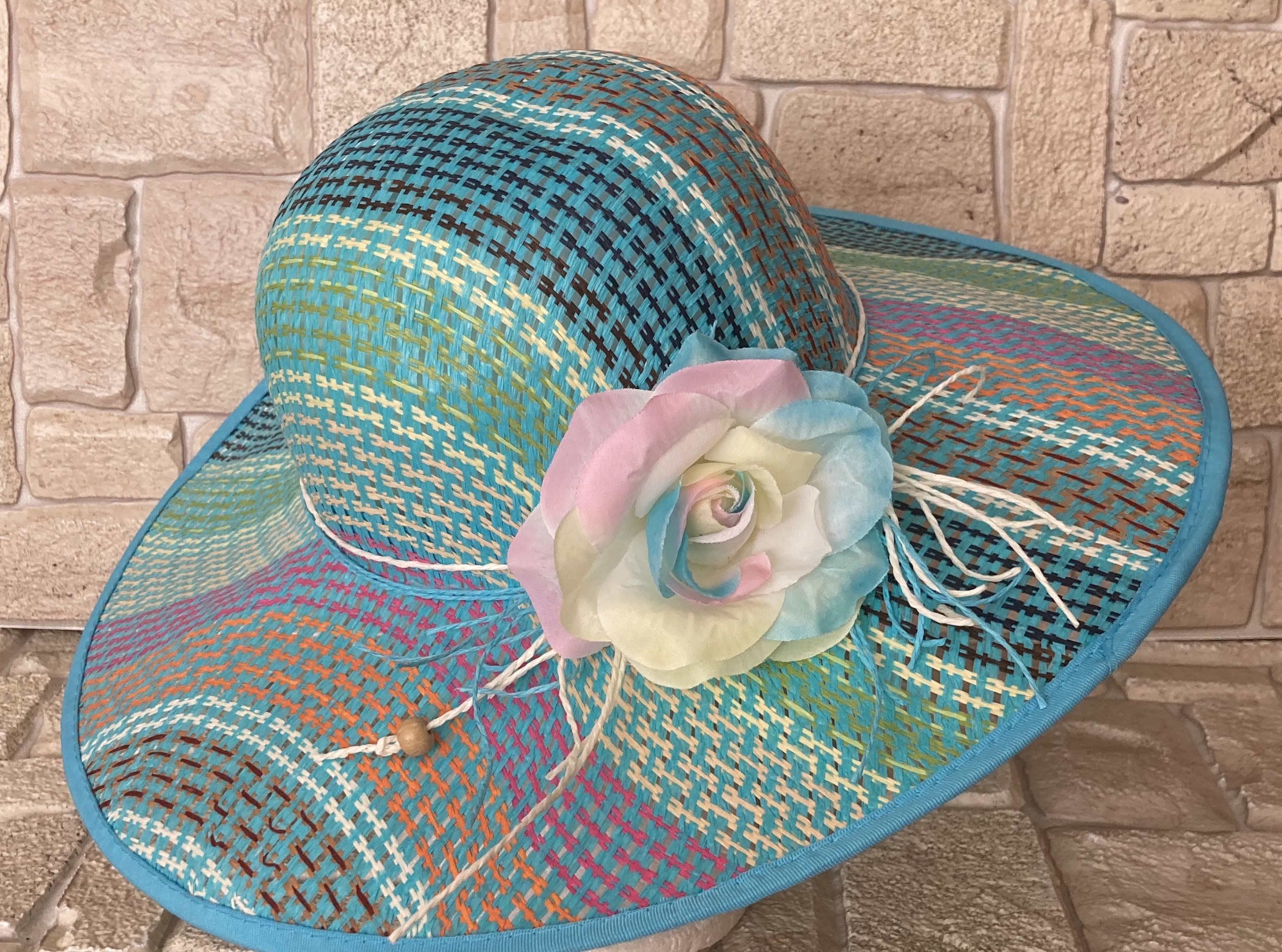 Dámský letní klobouk