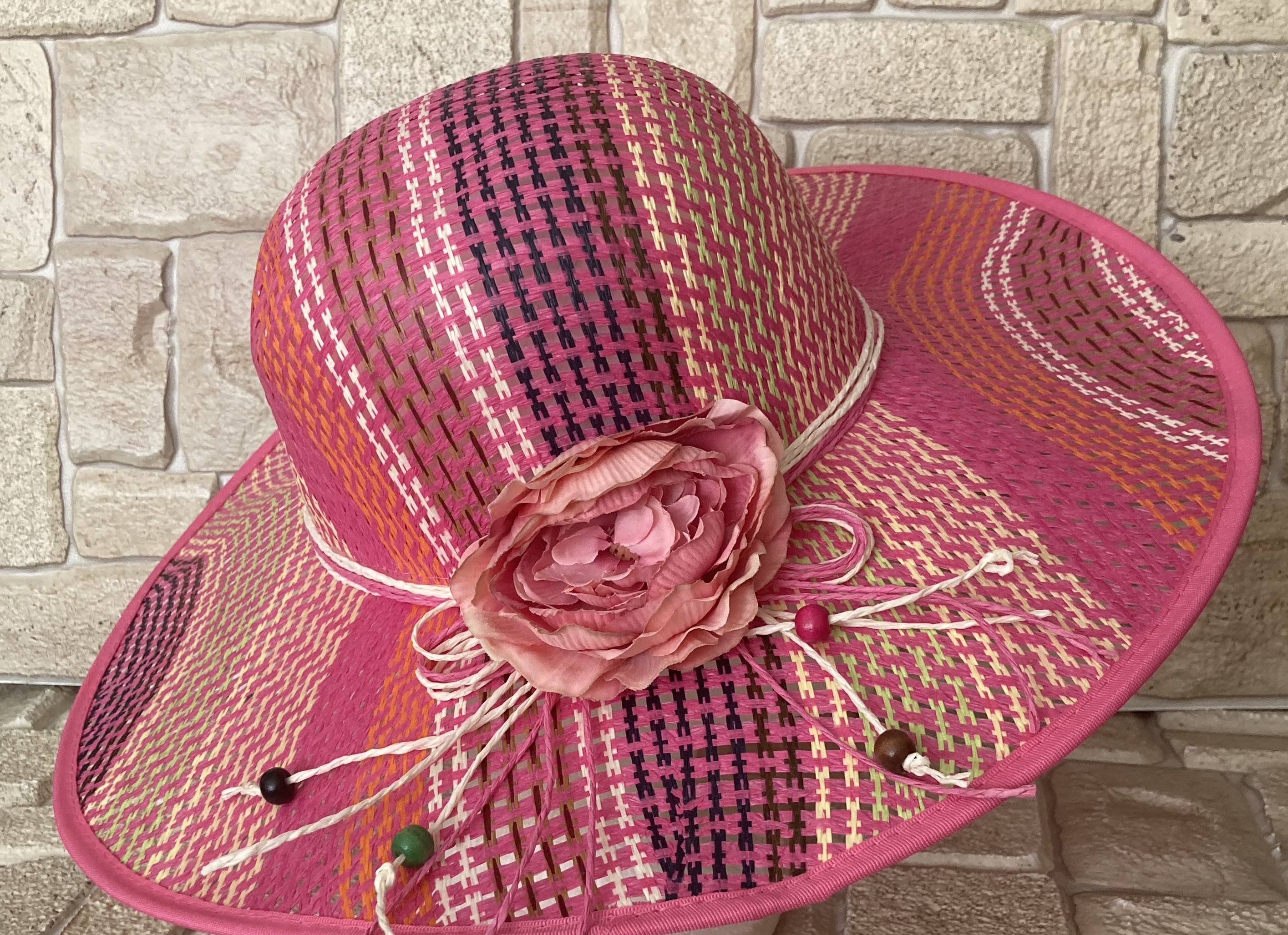 Dámský letní klobouk