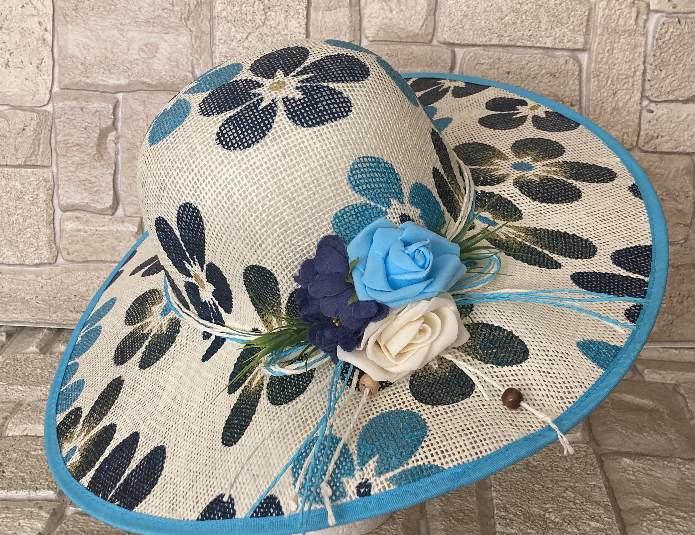 Dámský letní klobouk