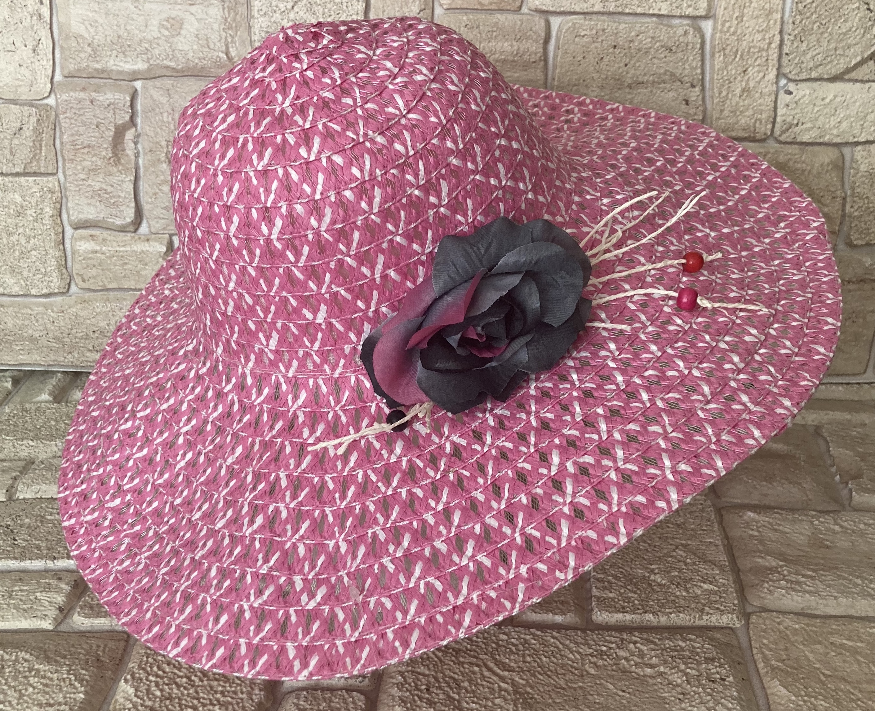 Dámský letní klobouk