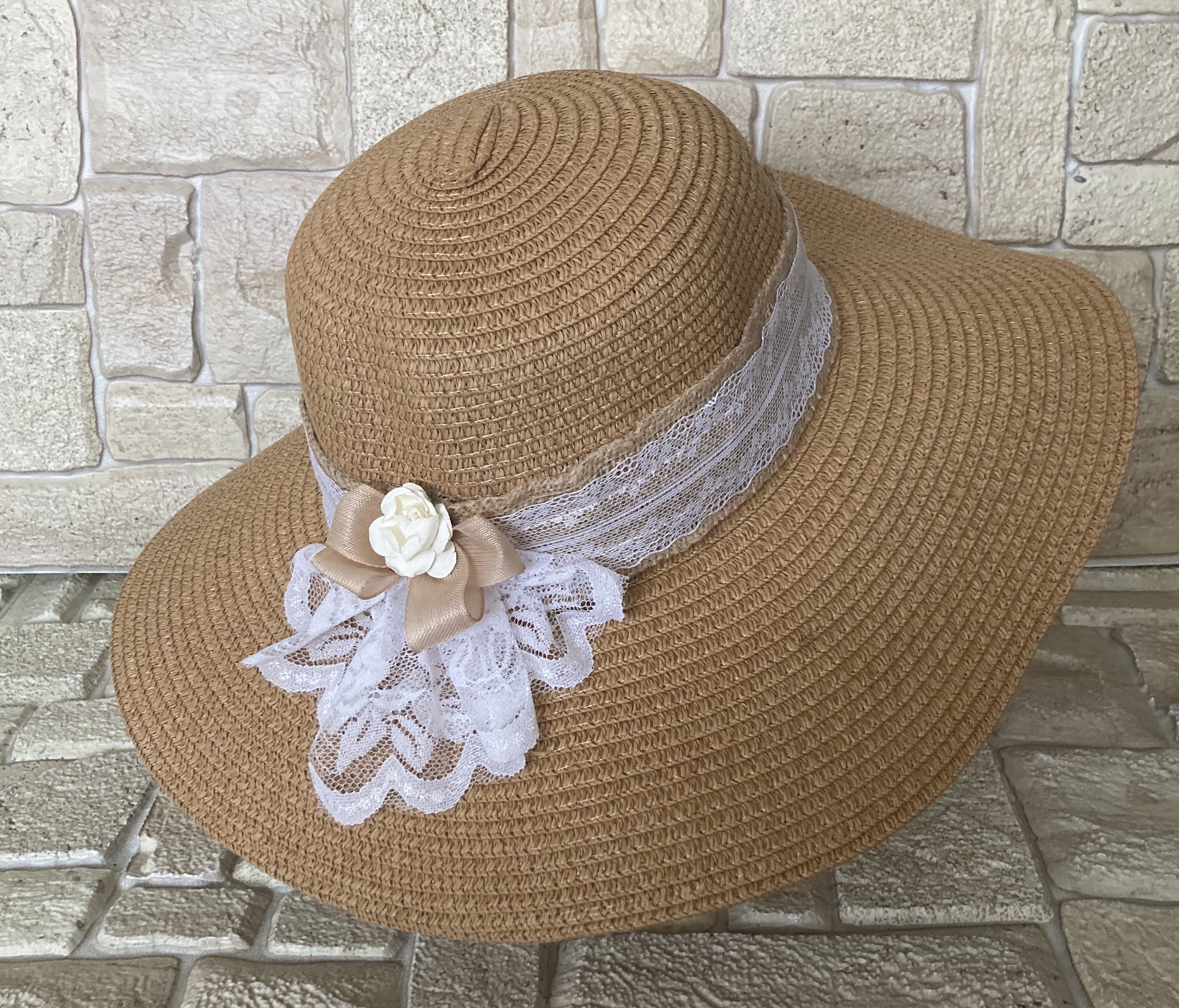 Dámský letní klobouk