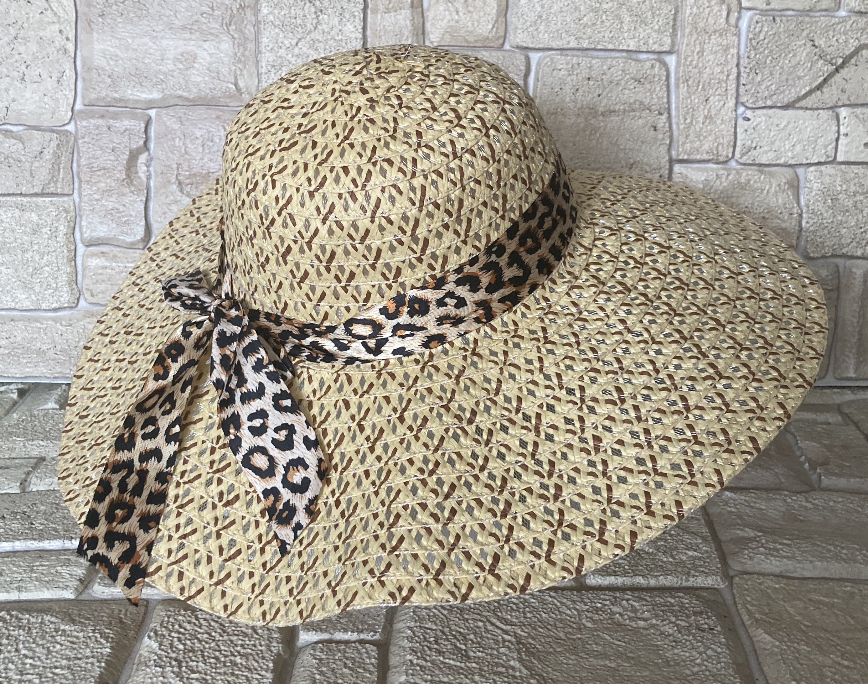 Dámský letní klobouk