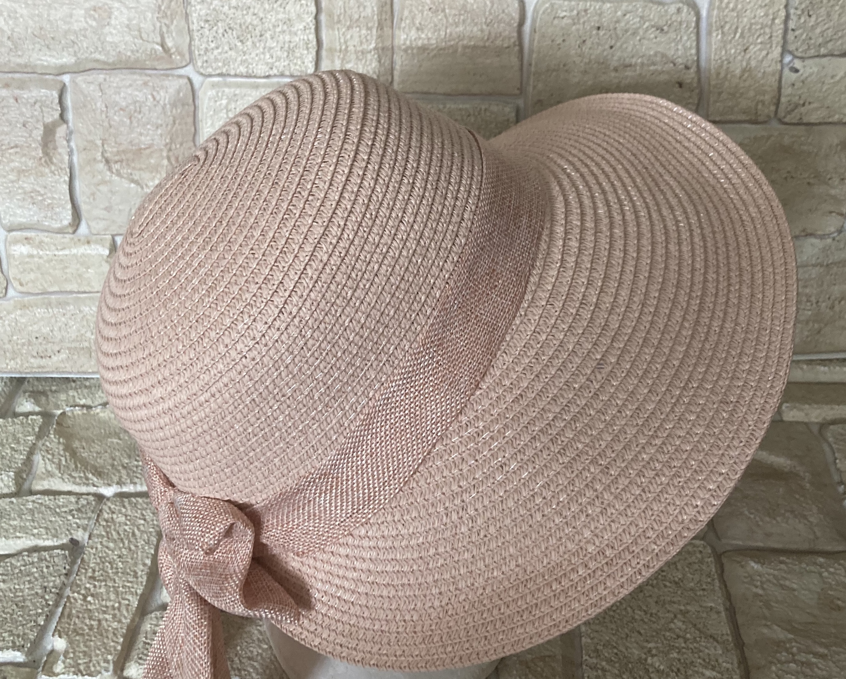 Dámský letní klobouk