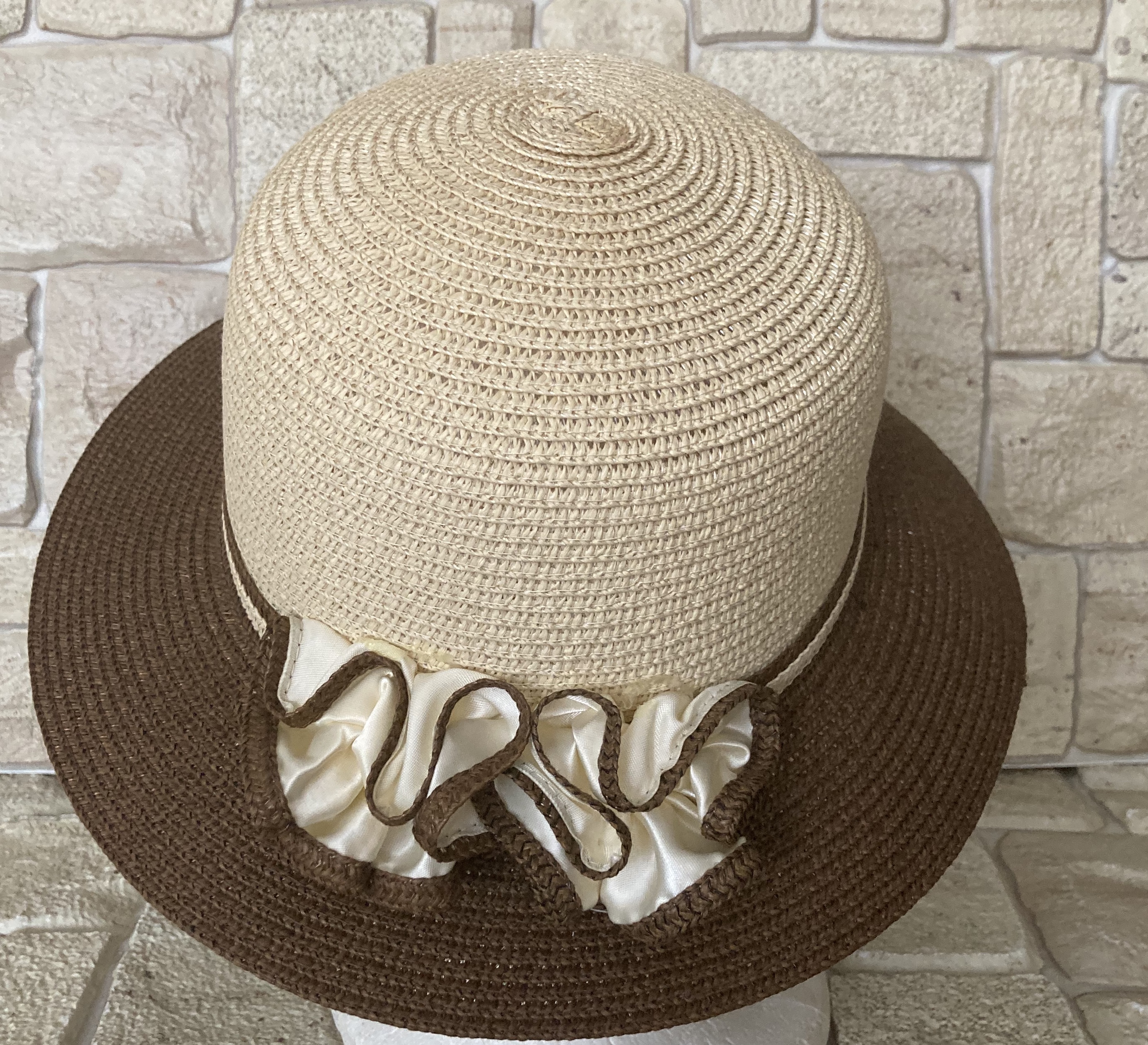 Dámský letní klobouk