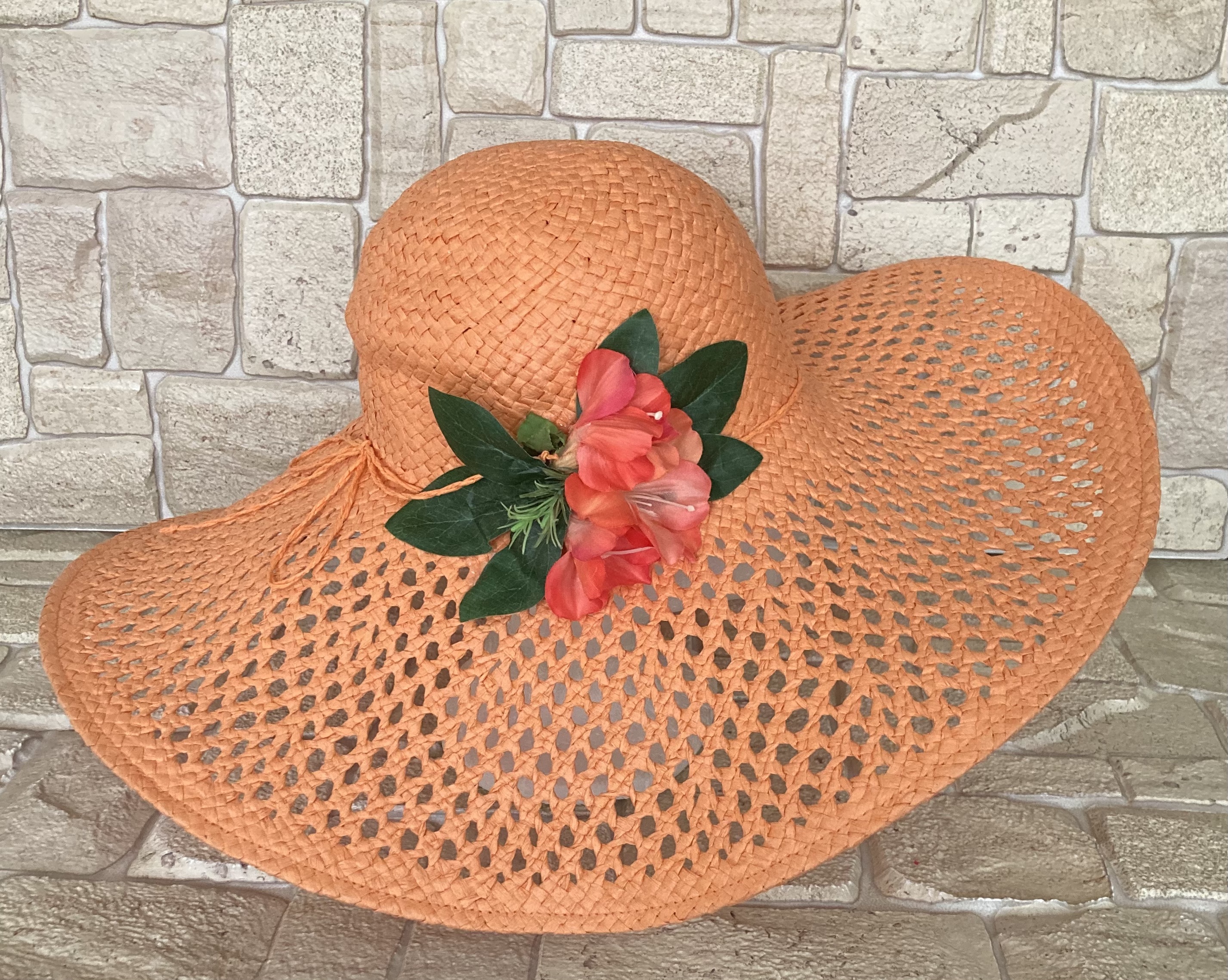 Dámský letní klobouk