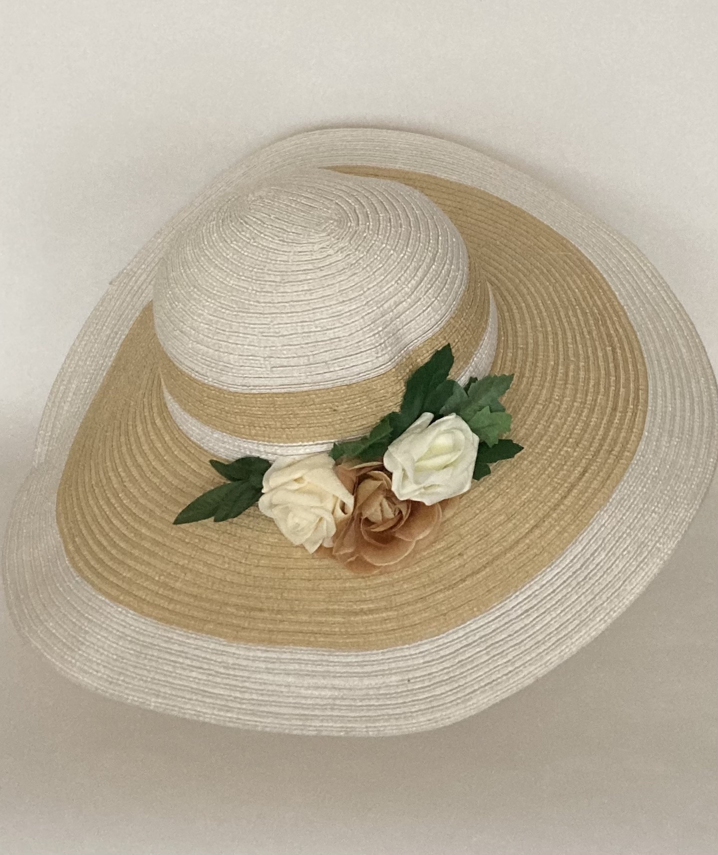 Dámský letní klobouk