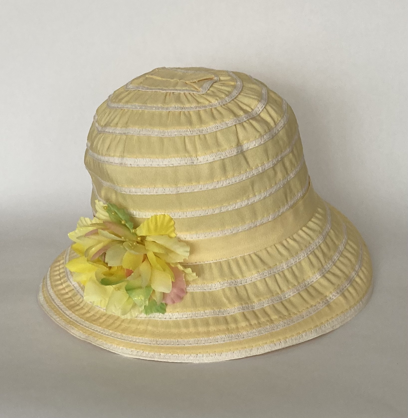 Dámský letní klobouk