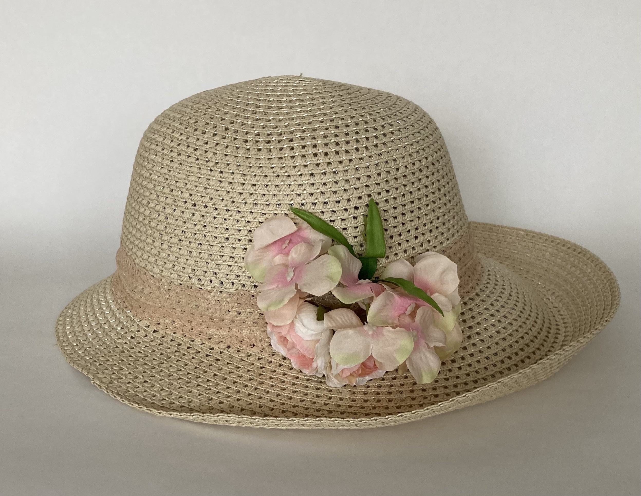 Dámský letní klobouk