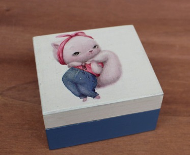 Malá krabička kočka