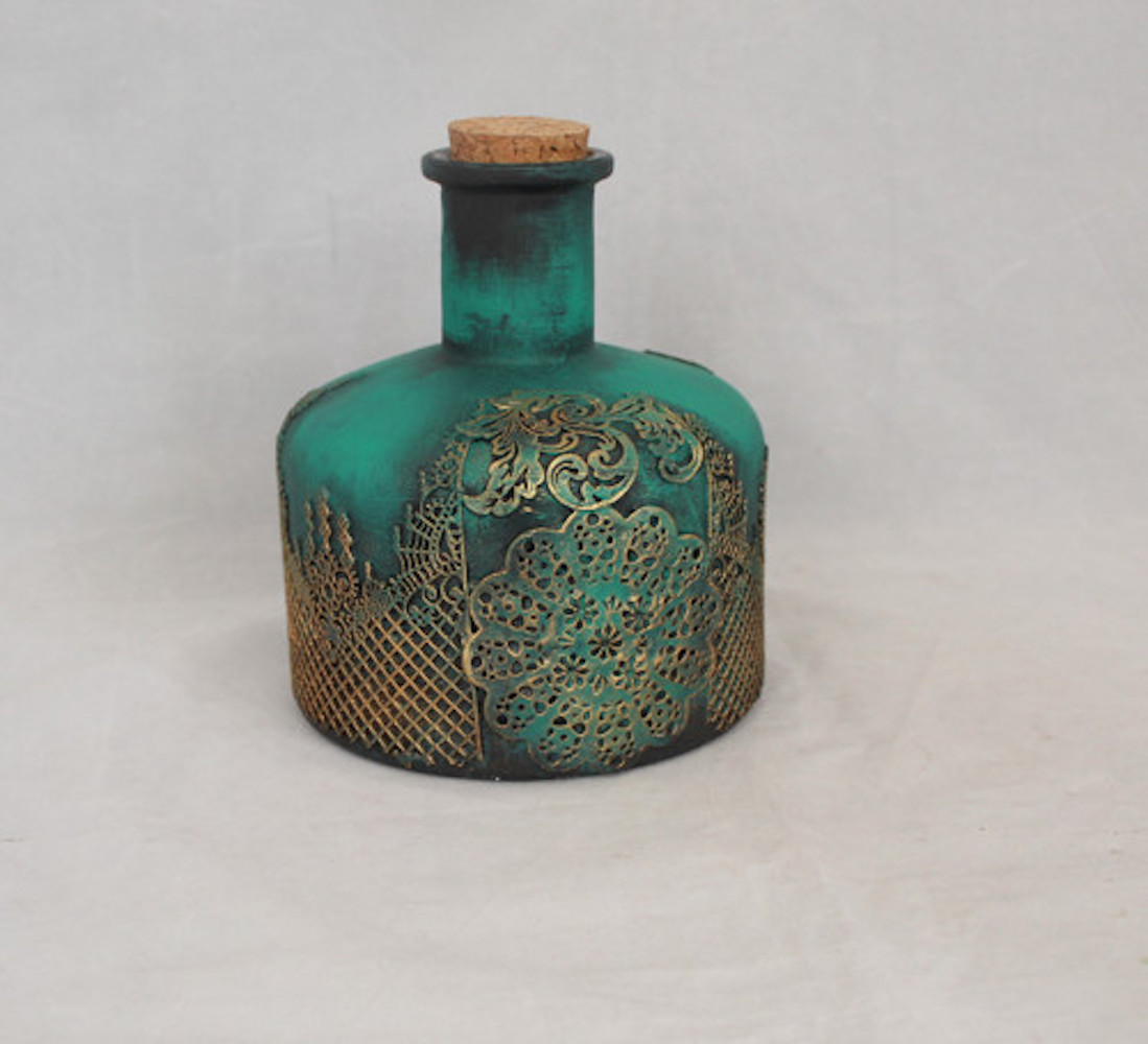 Karafa s korkovým uzávěrem