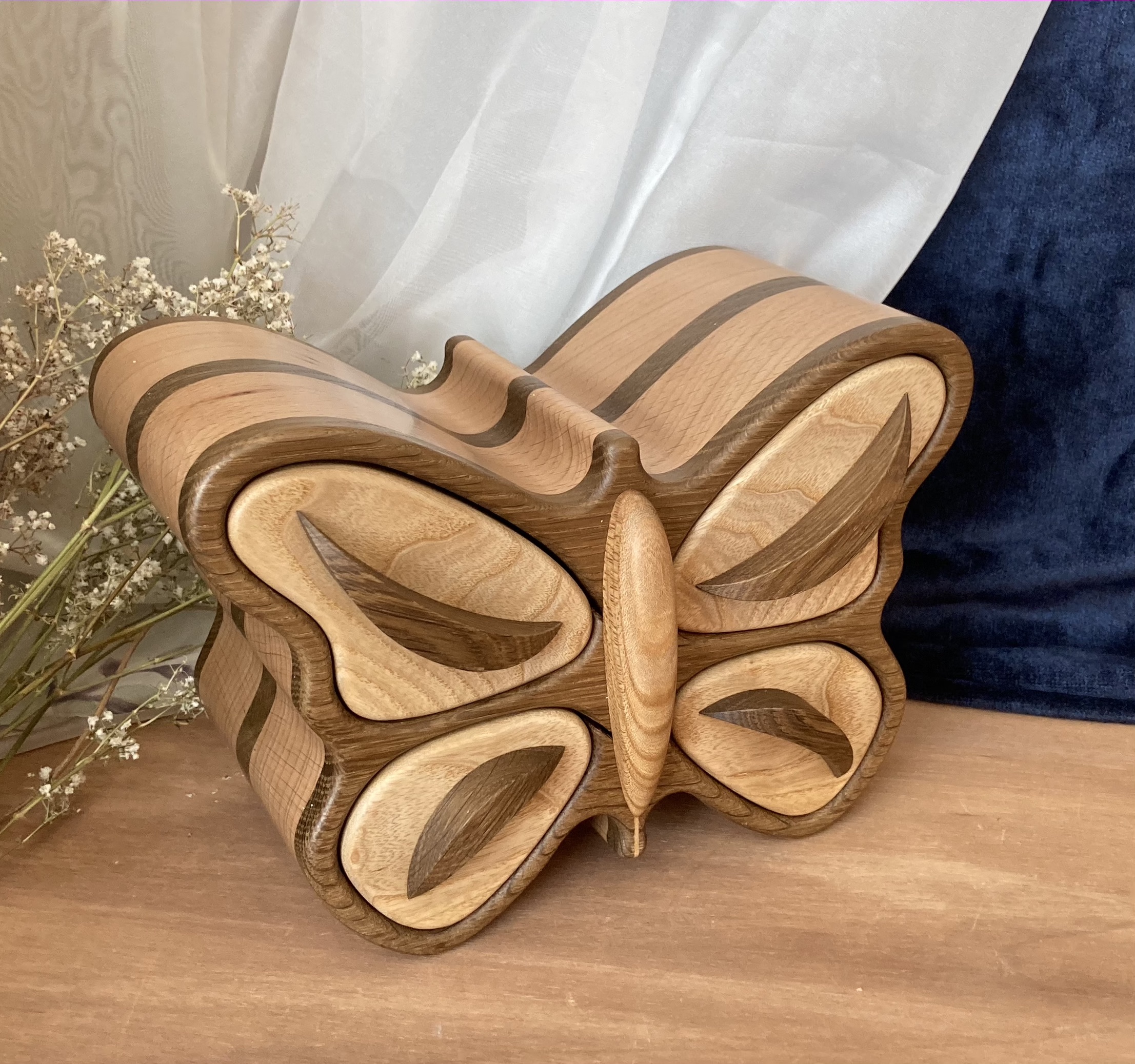 Šperkovnice motýl tmavý 03