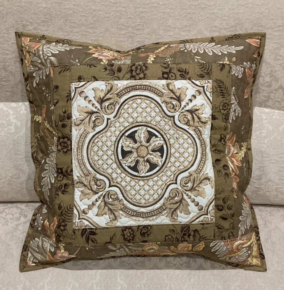 Ručně šitý patchwork povlak Antický medailon