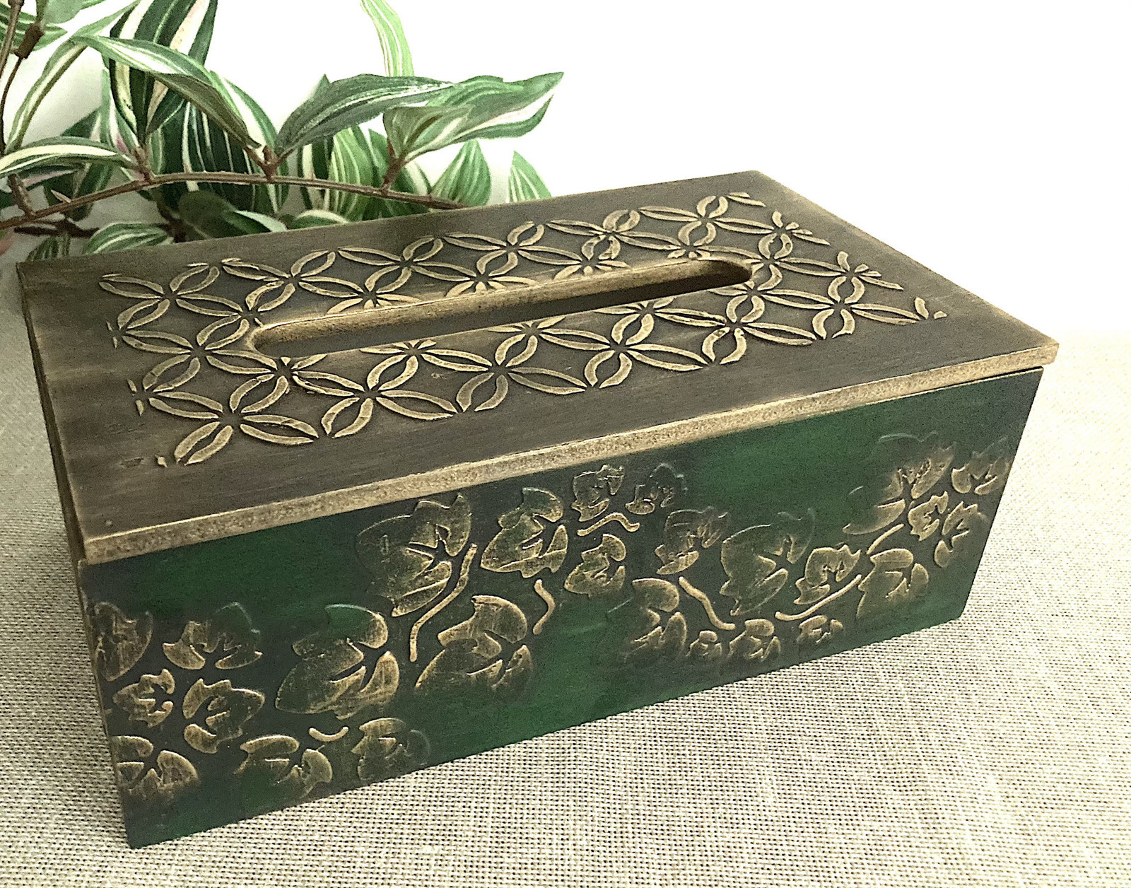 Krabička na kapesníky