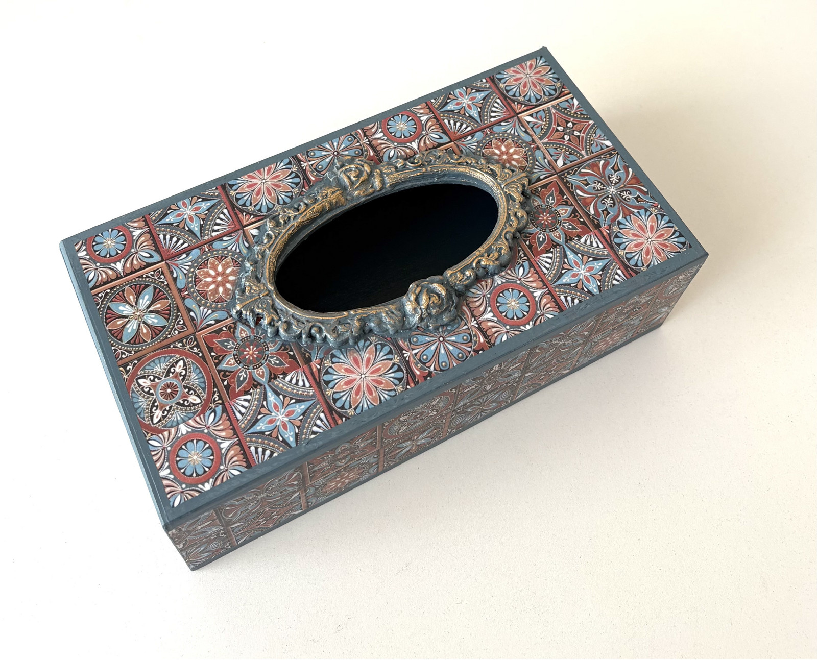 Krabička na kapesníky