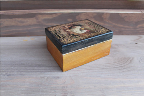 Dřevěná krabička