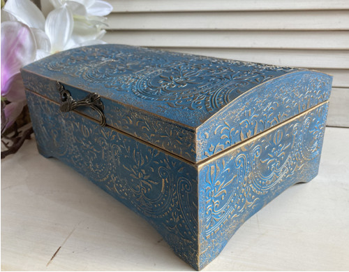 Truhla dřevěná Cas­san­dra