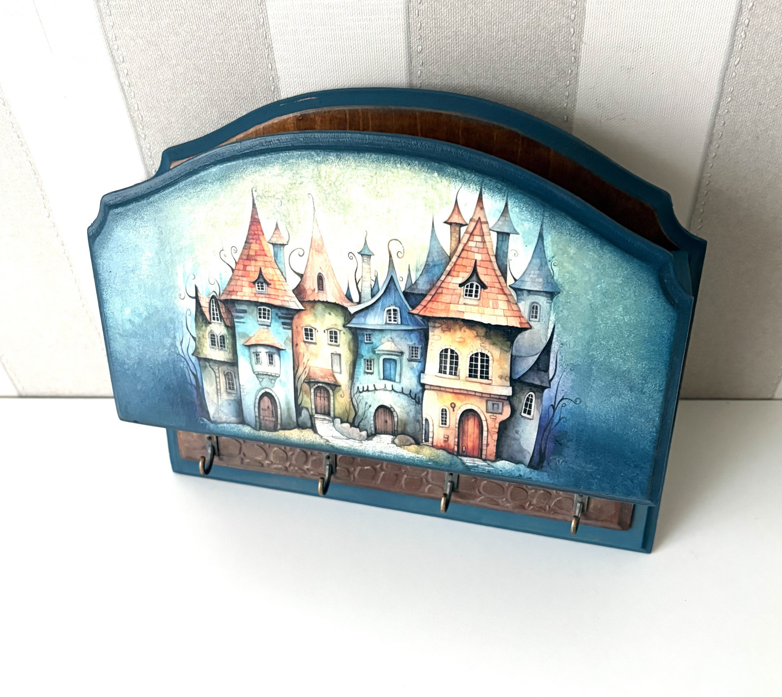 Skříňka na klíče či šperky multifunkční