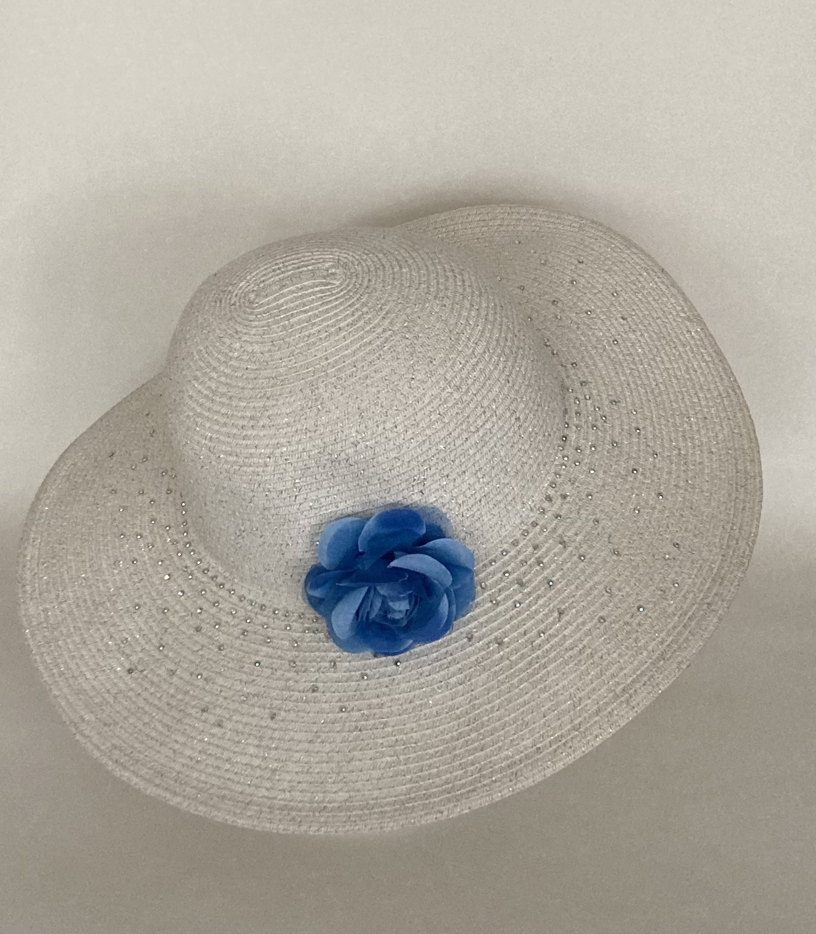 Dámský letní klobouk