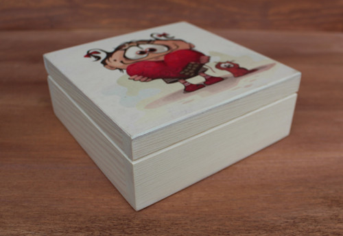 Krabička dívka se srdíčkem