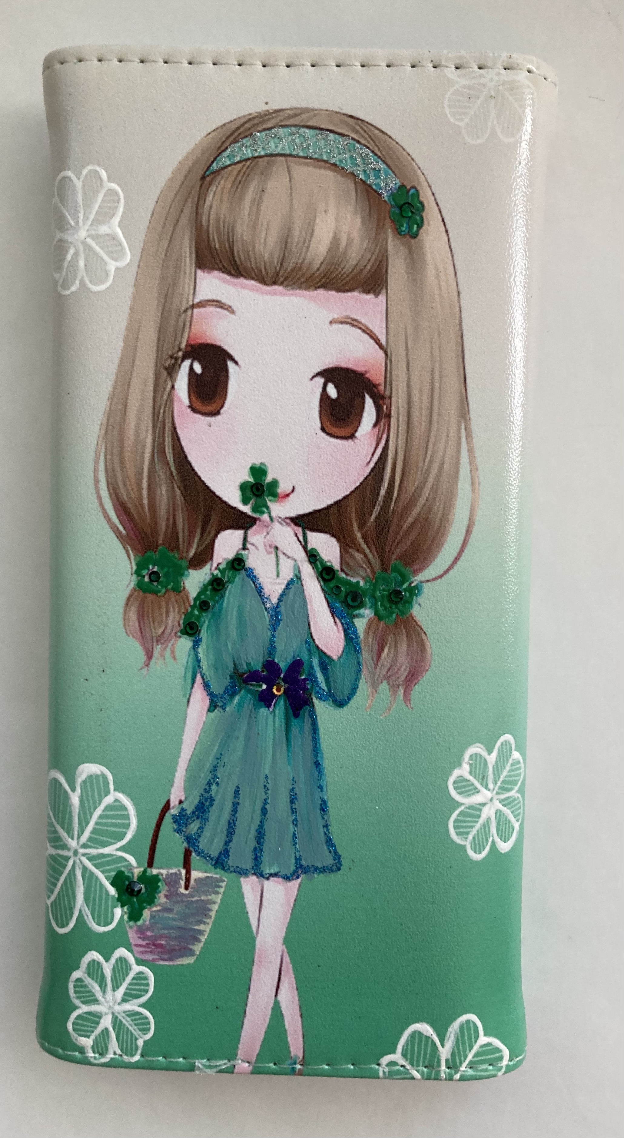 Peněženka - dívka ve zelených šatech