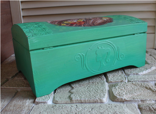 Truhla dřevěná - víla