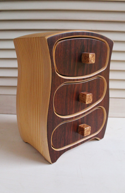 Šperkovnice skříň