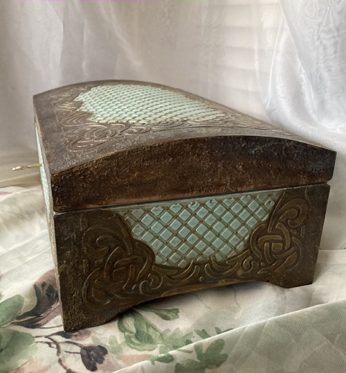 Truhla dřevěná na klíč