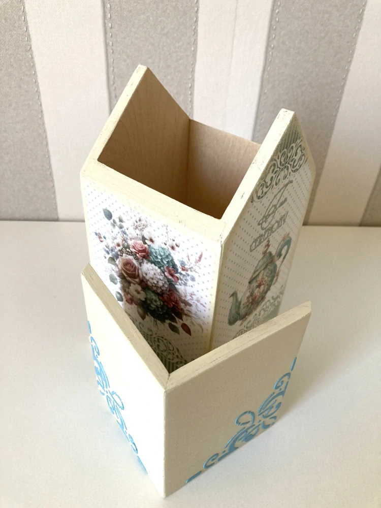 Domeček na čajové sáčky