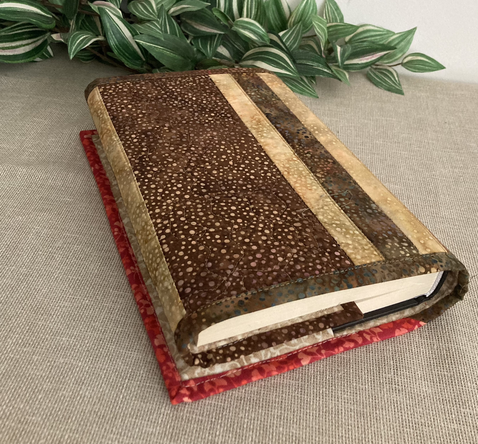 Obal na knihu nastavitelný