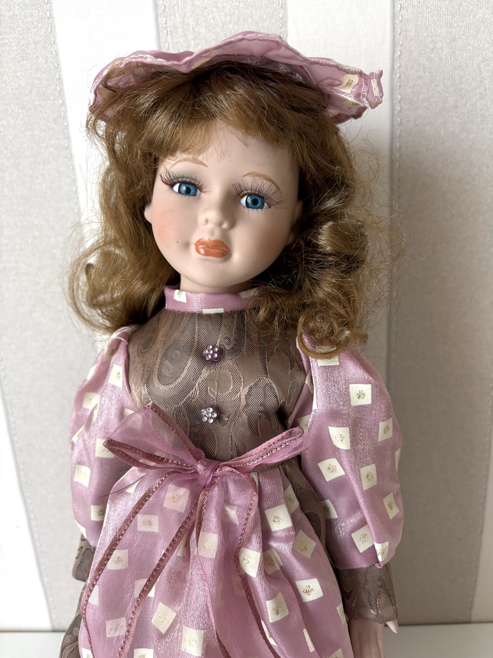 Porcelánová panenka Milena