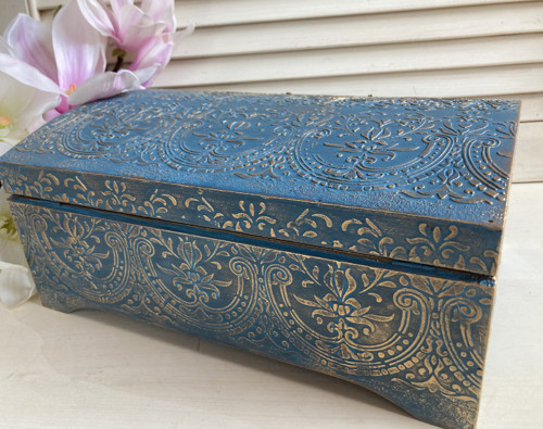 Truhla dřevěná Cas­san­dra