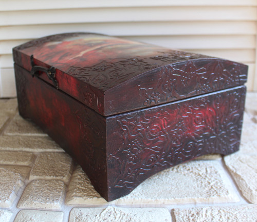 Truhla dřevěná - tanečnice