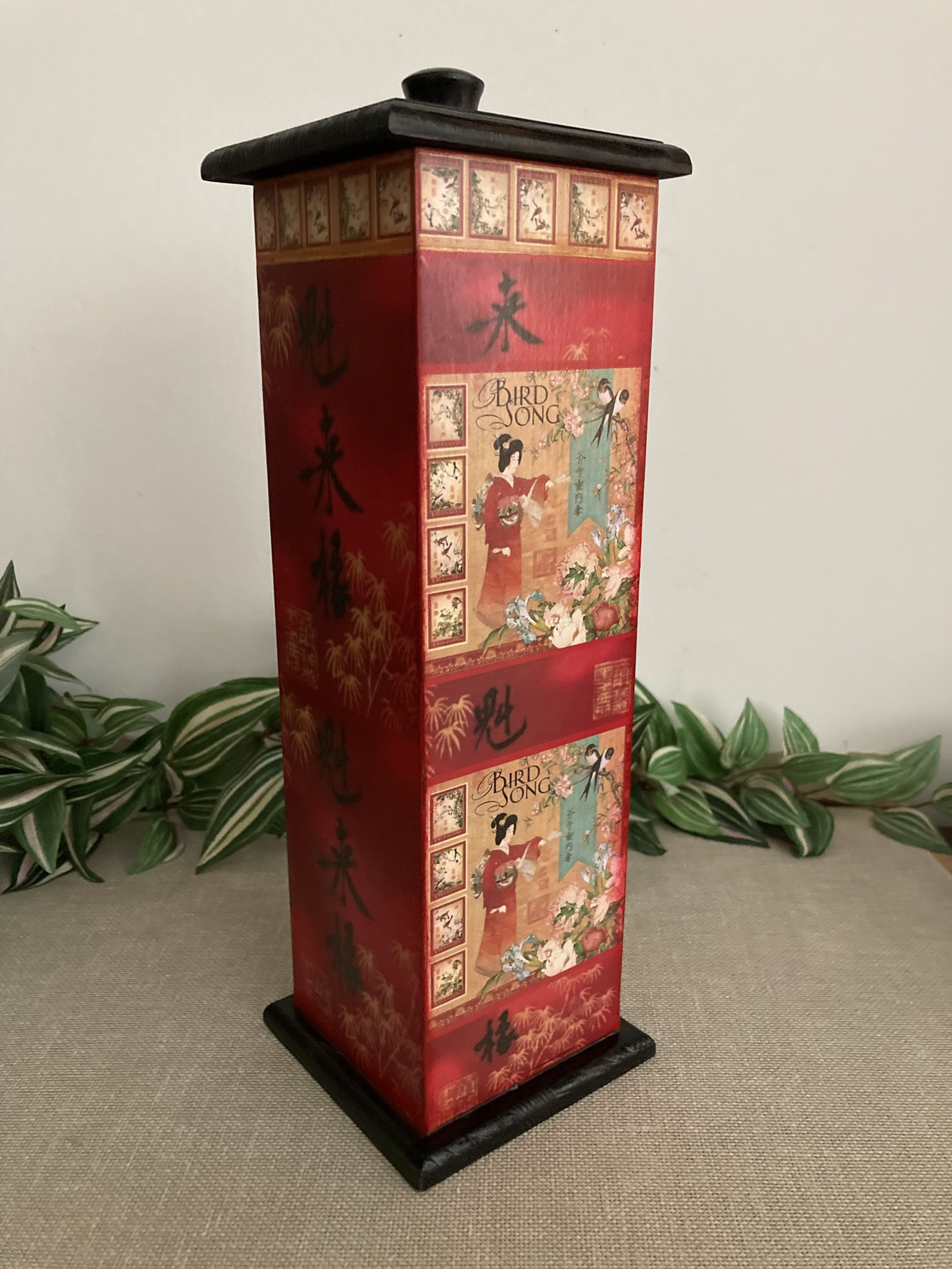 Dřevěná dóza na špagety