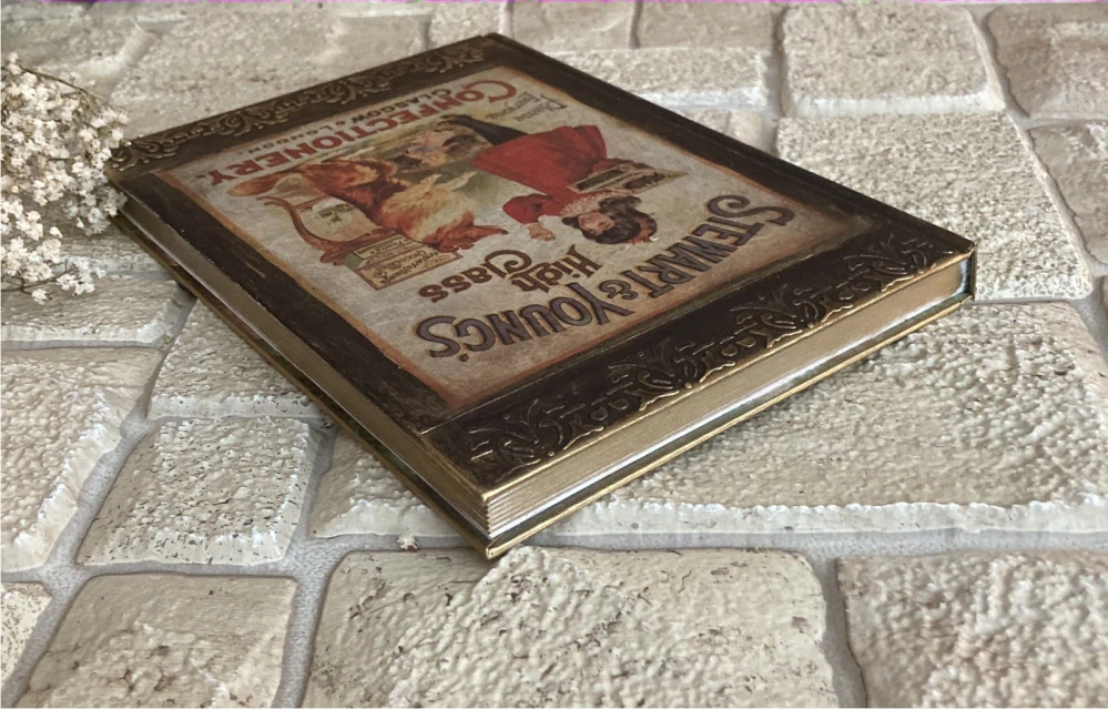 Kouzlo domova – Patinovaný retro zápisník se zlacenou ořízkou
