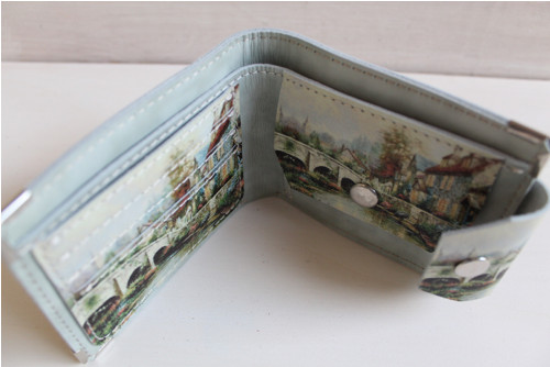 Kožená peněženka dům u potoka